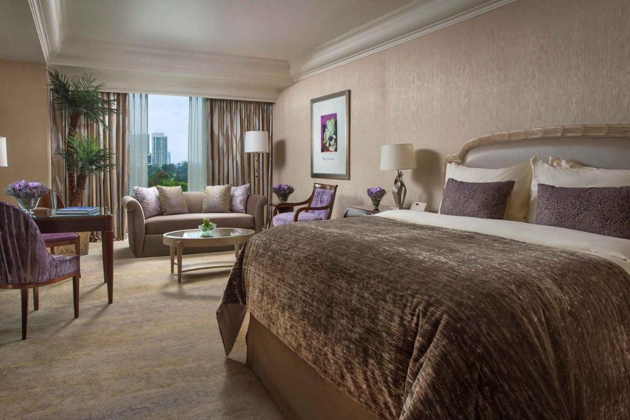 Mulia Senayan, Hotel